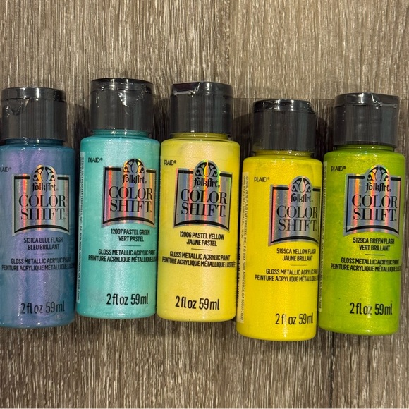 FolkArt Color Shift and BLACKLIGHT Acrylic Paints 2 oz Waterproof/Color Changing - Picture 8 of 9